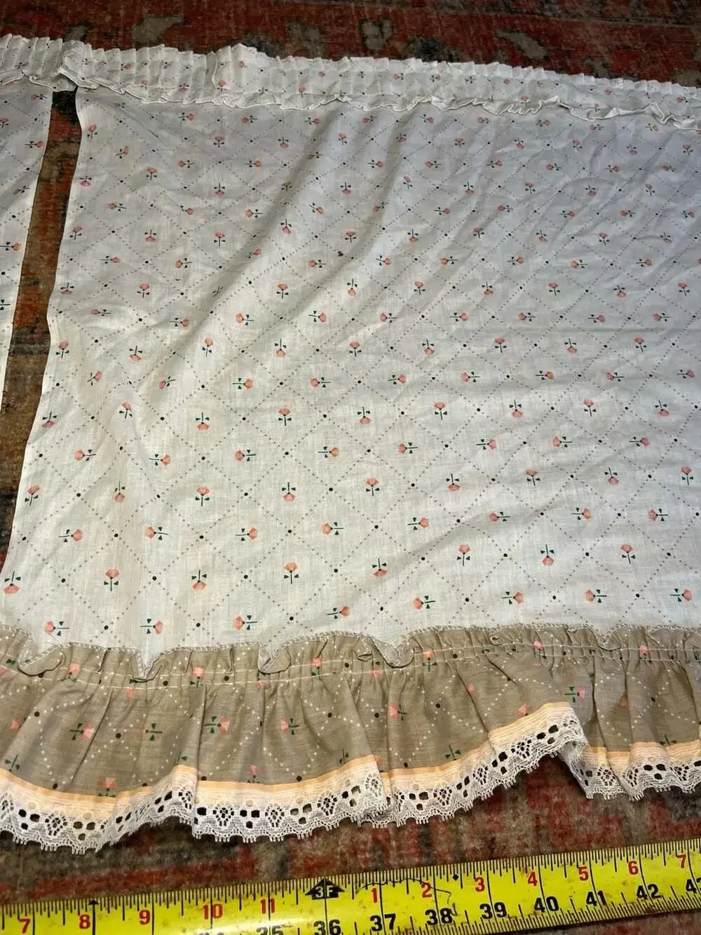 Unbranded pair vintage